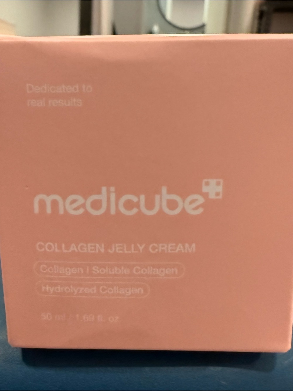 Medicube Facial LED Skincare Device with Collagen - Picture 12 of 12